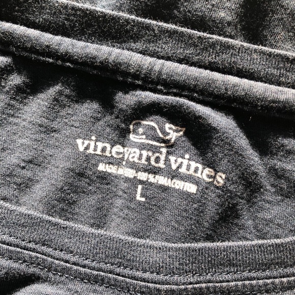 Vineyard Vines Long Sleeve - Picture 4 of 4
